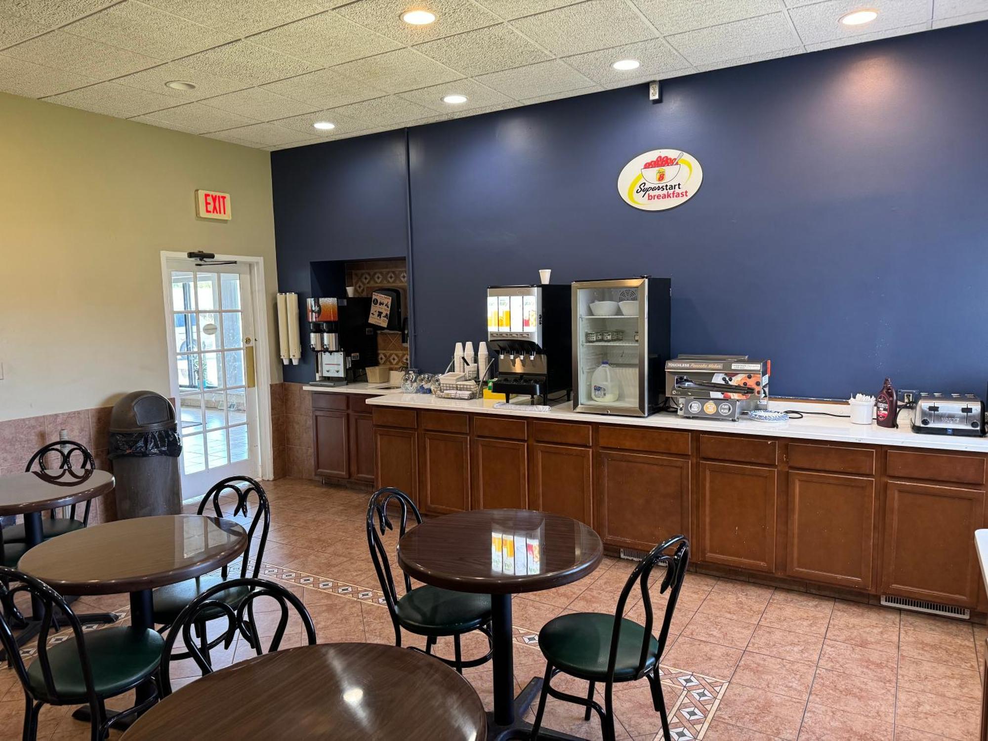 South Ridge Inn North Ridgeville Esterno foto