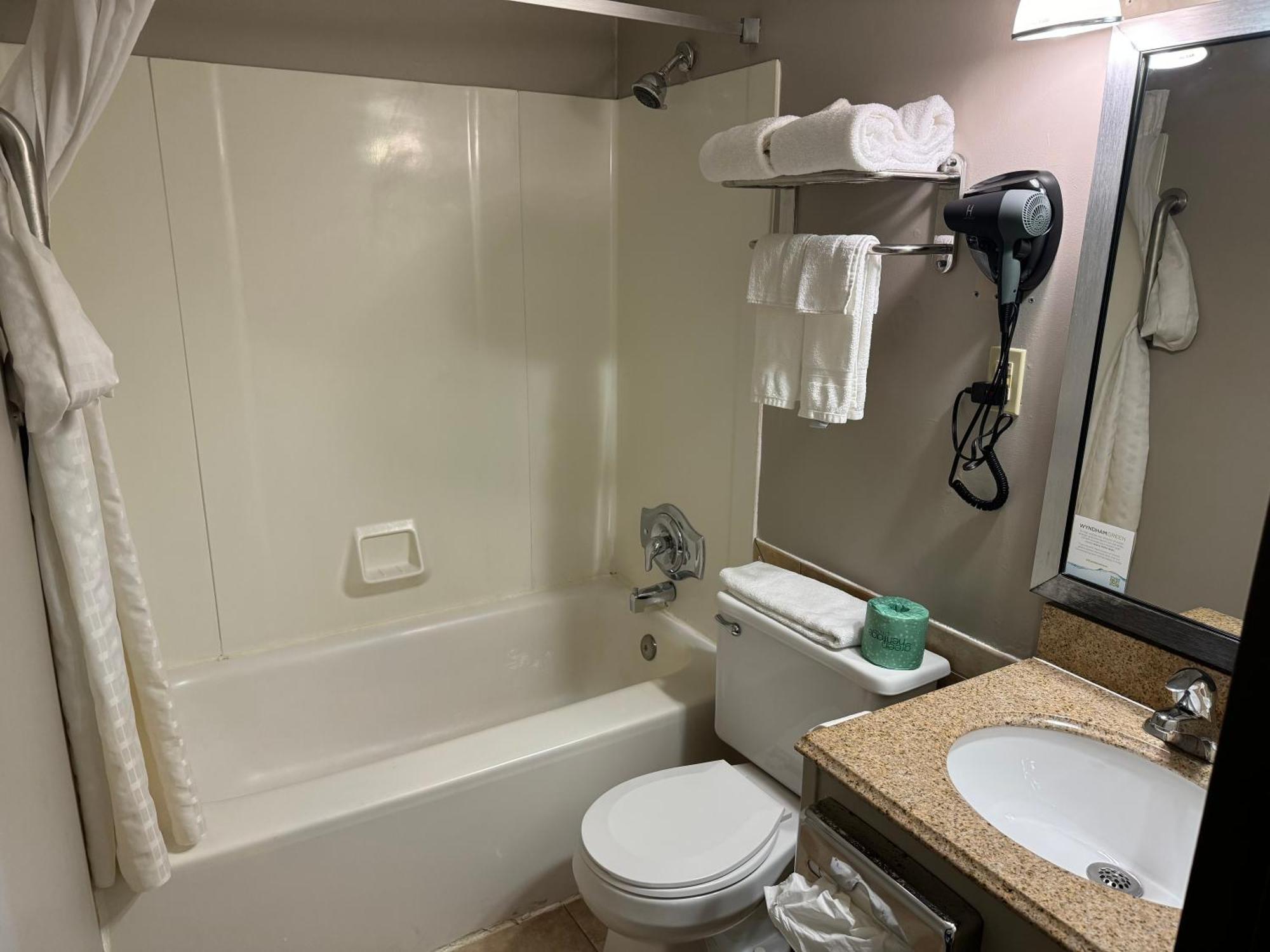 South Ridge Inn North Ridgeville Esterno foto