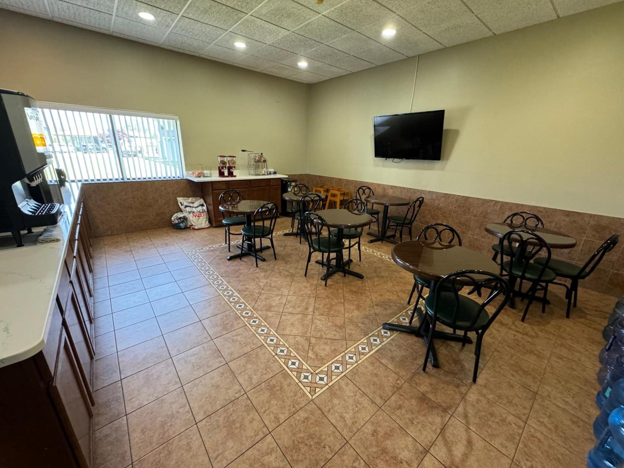 South Ridge Inn North Ridgeville Esterno foto